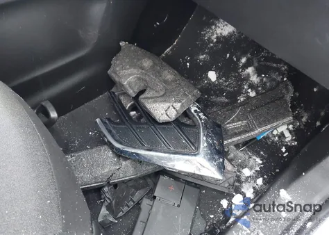 2019 Chevrolet Equinox Lt z USA, uszkodzony, nr VIN 2GNAXUEV5K6256535